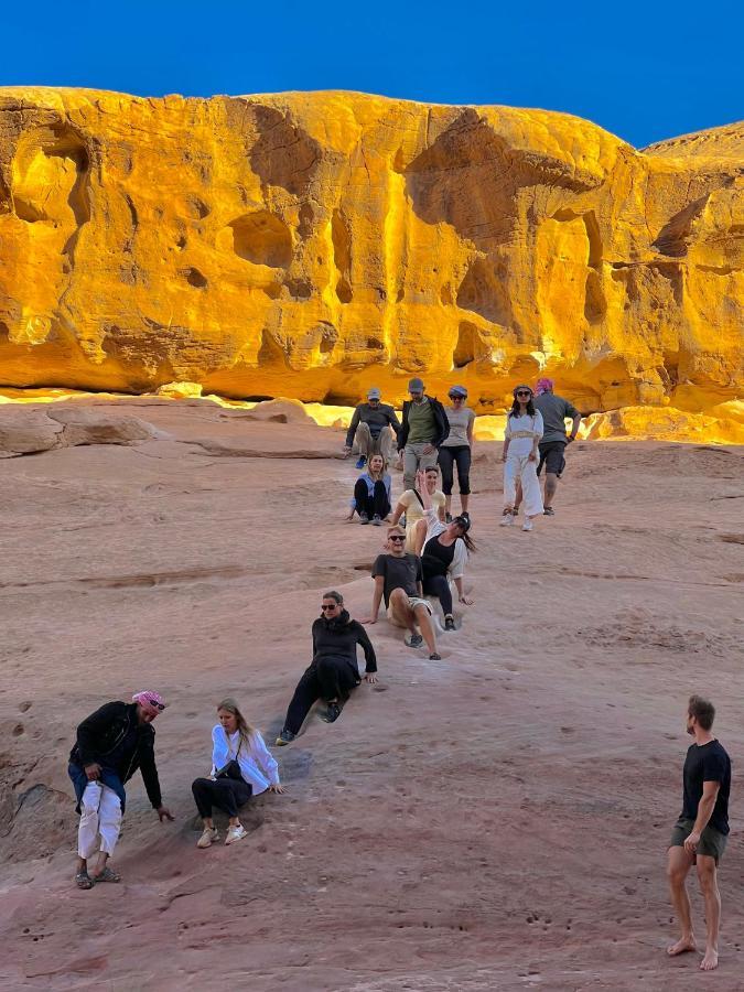 Rum Joharh Luxury Camp Wadi Rum Buitenkant foto