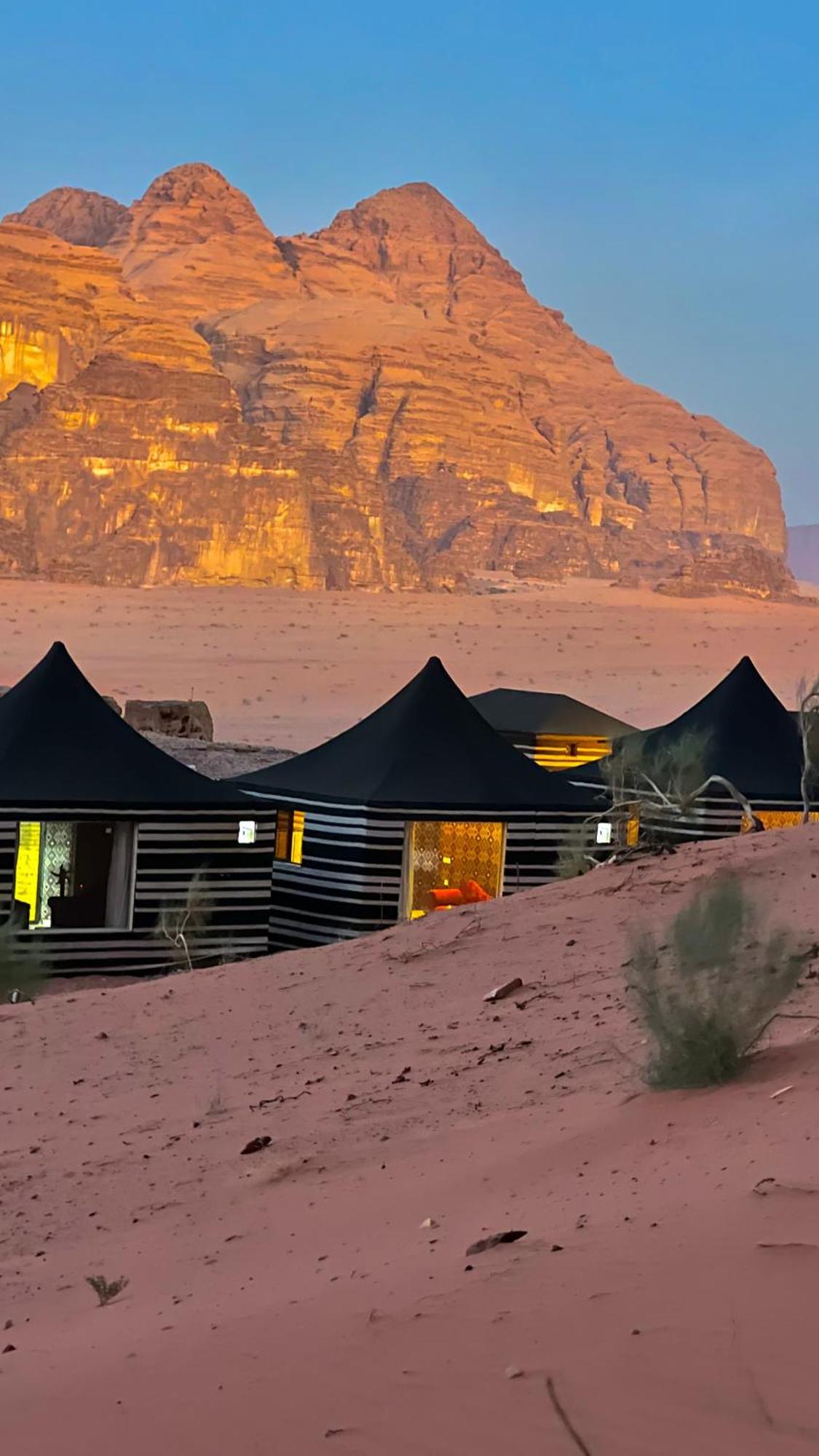Rum Joharh Luxury Camp Wadi Rum Buitenkant foto